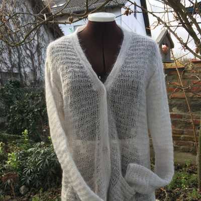 Leichte Strickjacke